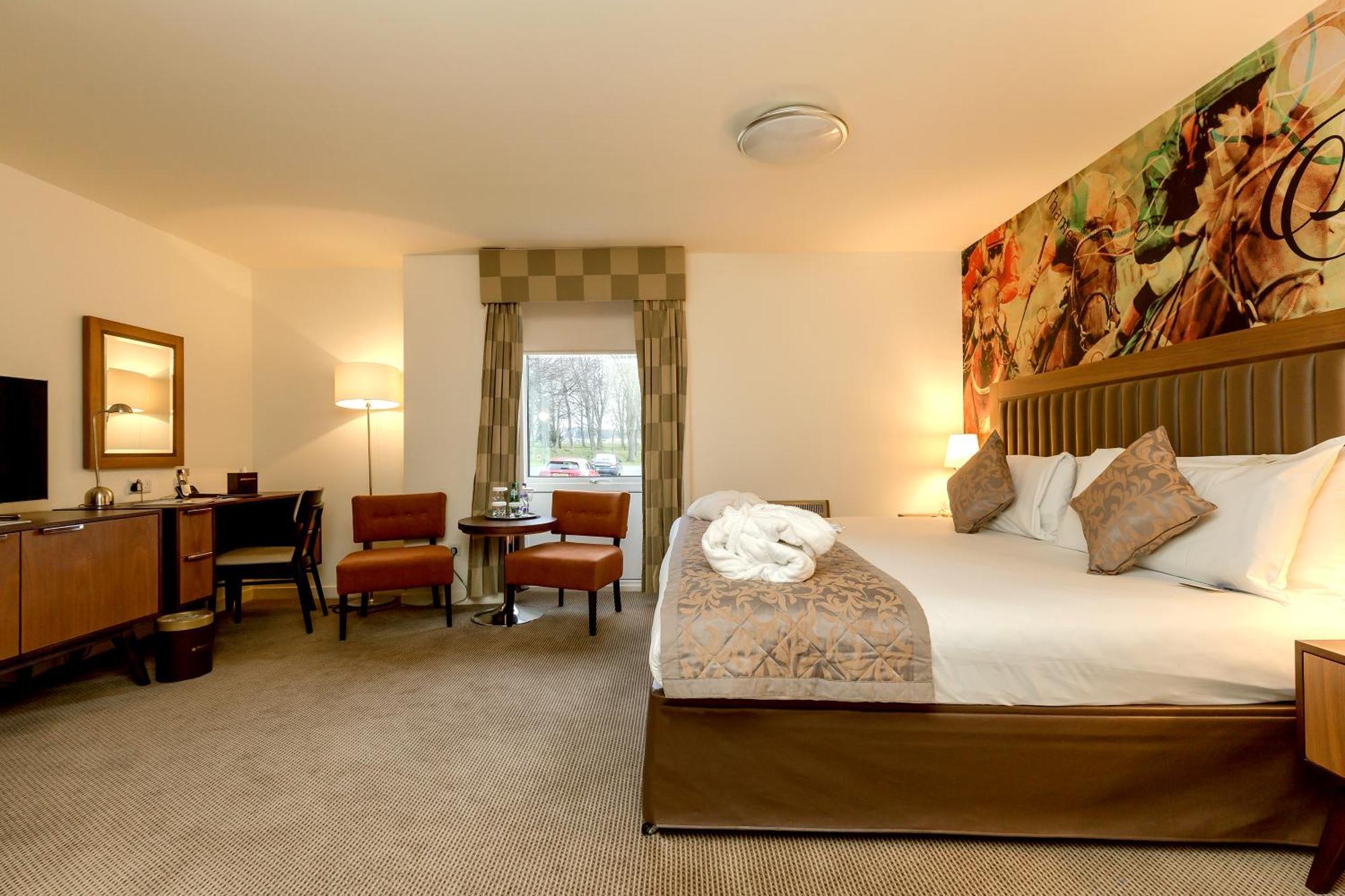Western House Hotel At Ayr Racecourse エクステリア 写真